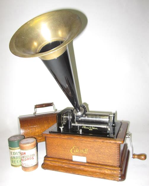 EDISON STANDARD  MODEL D,E AND F PHONOGRAPH TOP OILIER 